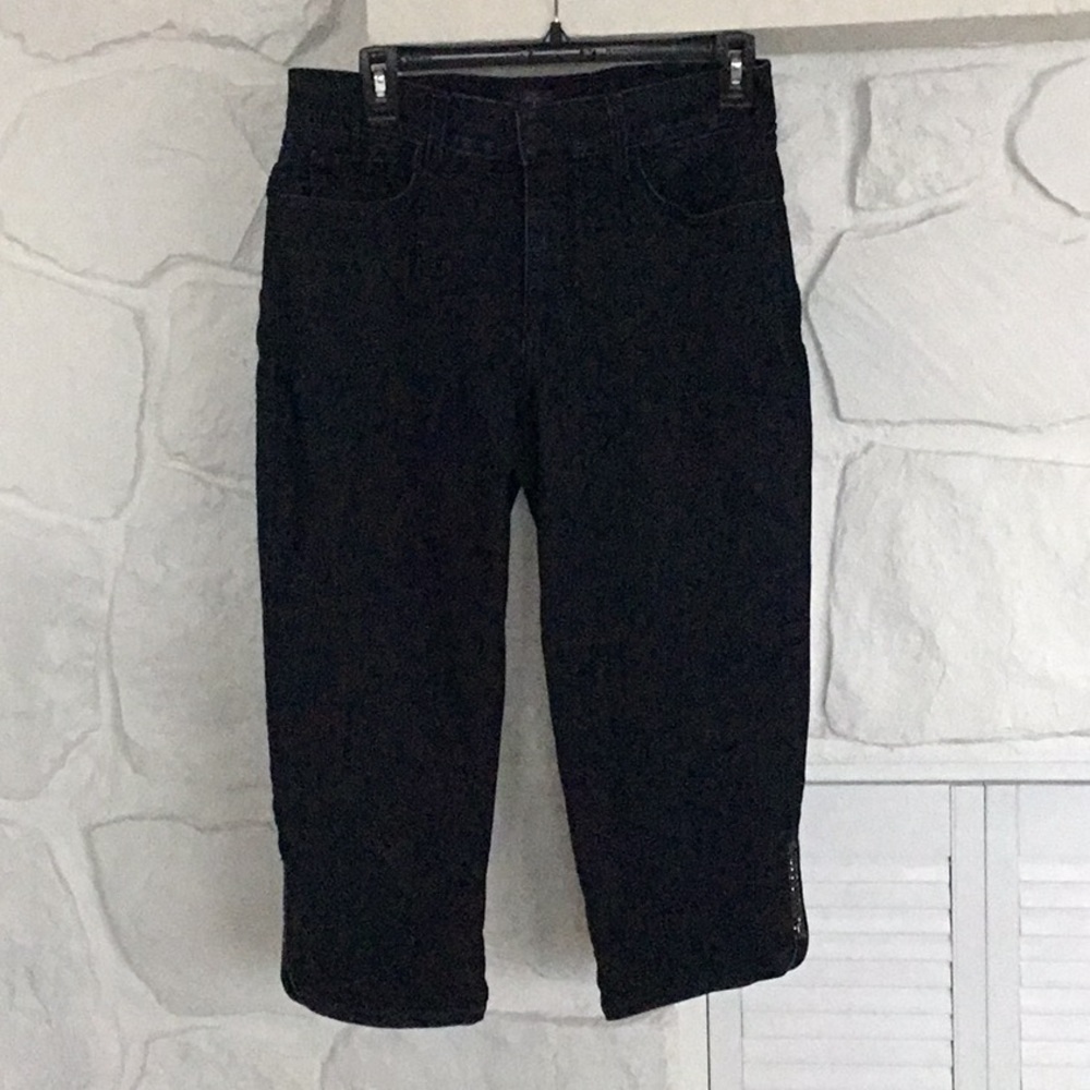 NYDJ Crop Blue Jeans W/ Rhinestone leg detail 6